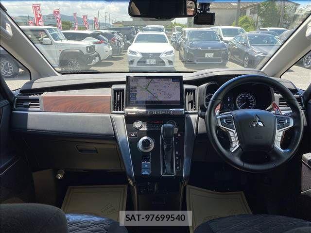 Mitsubishi DELICA 2022-02 8098892-7