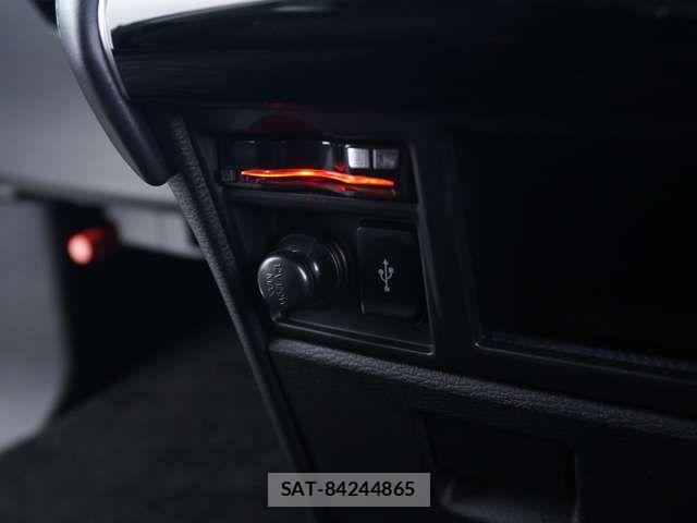 Mitsubishi DELICA 2023-11 8098885-14