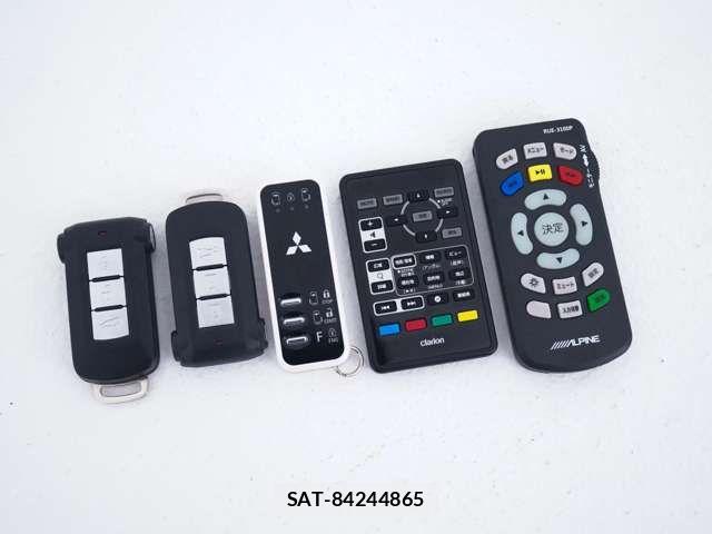 Mitsubishi DELICA 2023-11 8098885-17