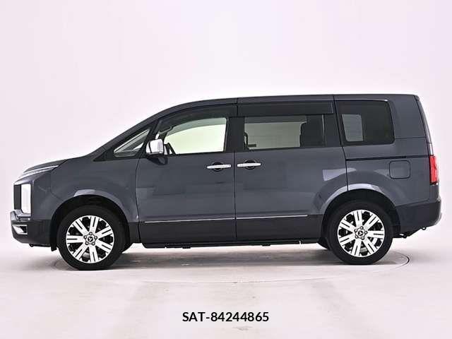 Mitsubishi DELICA 2023-11 8098885-2