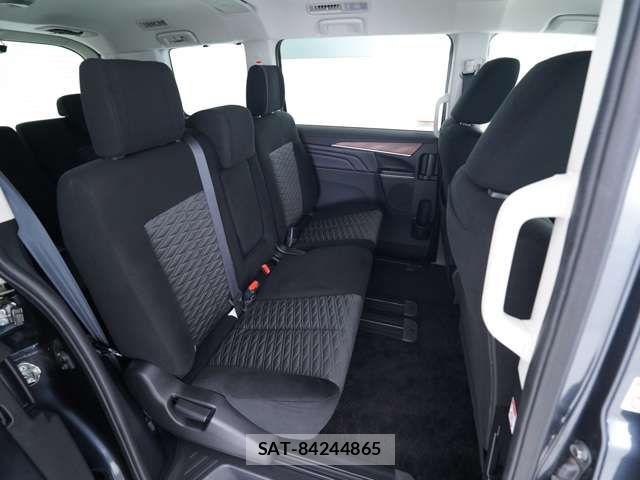 Mitsubishi DELICA 2023-11 8098885-7