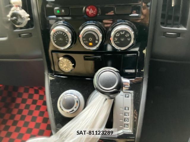Mitsubishi DELICA 2013-10 8098914-18