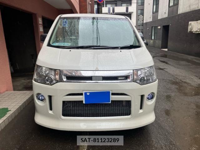 Mitsubishi DELICA 2013-10 8098914-2