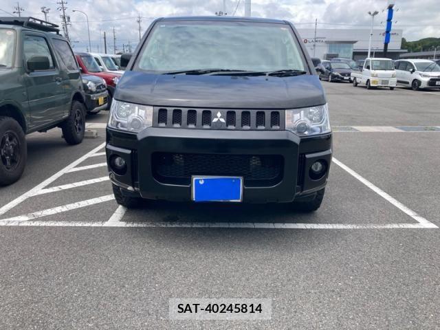 Mitsubishi DELICA 2017-11 8098909-1