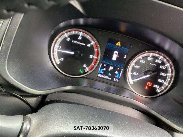 Mitsubishi DELICA 2022-11 8098887-25
