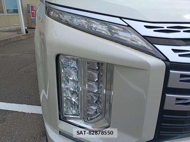 Mitsubishi DELICA 2021-08 8098896-3