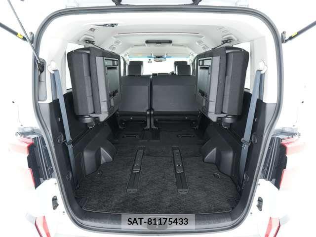 Mitsubishi DELICA 2023-02 8098881-8