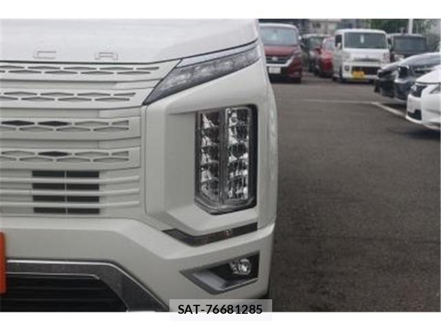 Mitsubishi DELICA 2019-03 8098901-9
