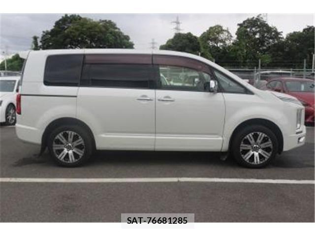 Mitsubishi DELICA 2019-03 8098901-12