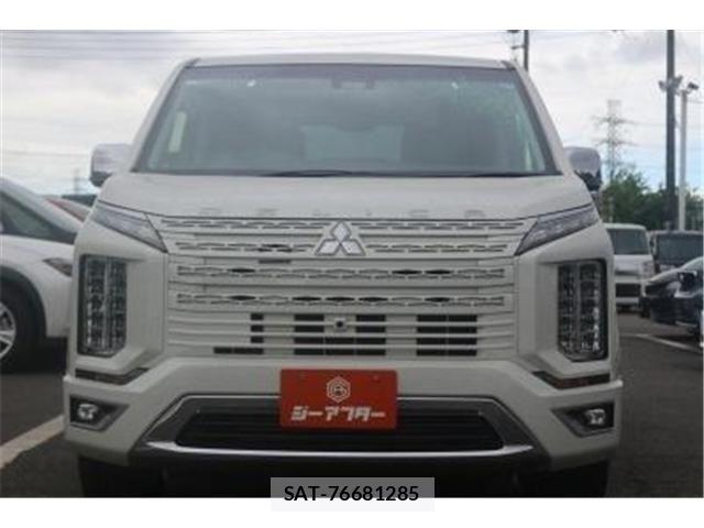 Mitsubishi DELICA 2019-03 8098901-6