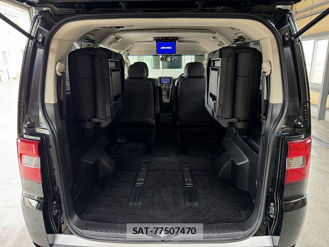 Mitsubishi DELICA 2013-01 8098908-12