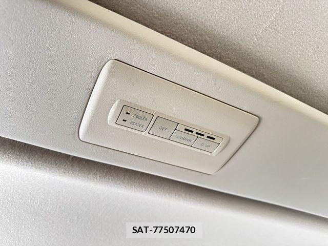 Mitsubishi DELICA 2013-01 8098908-24
