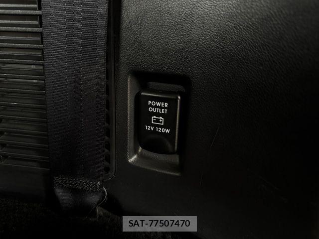 Mitsubishi DELICA 2013-01 8098908-27
