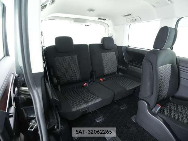 Mitsubishi DELICA 2022-03 8098884-10