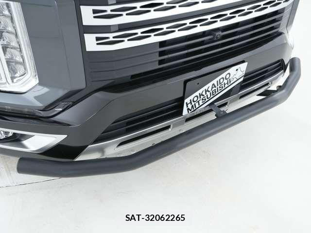Mitsubishi DELICA 2022-03 8098884-3
