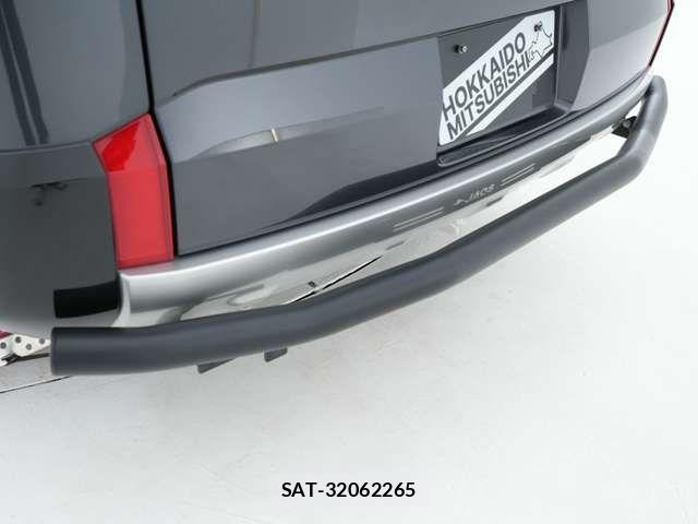 Mitsubishi DELICA 2022-03 8098884-4