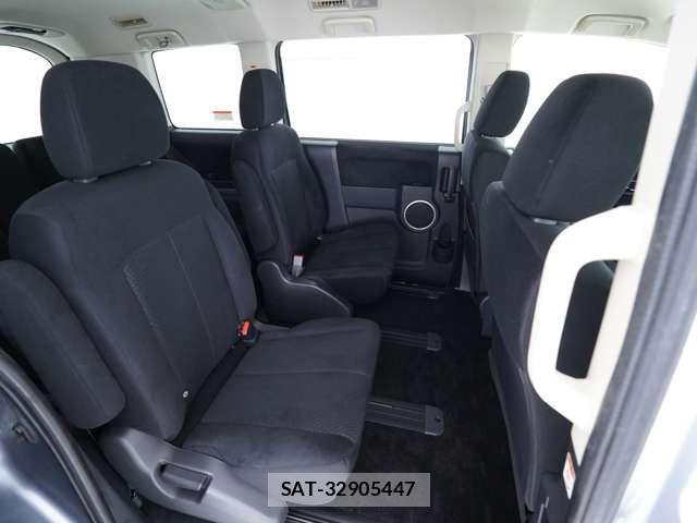 Mitsubishi DELICA 2013-10 8098910-6