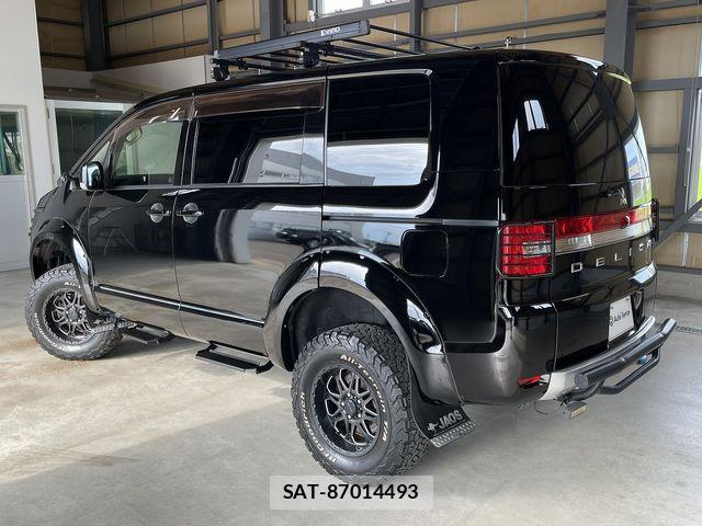 Mitsubishi DELICA 2013-12 8098900-4