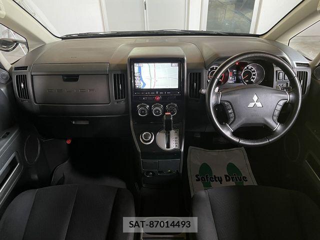 Mitsubishi DELICA 2013-12 8098900-7