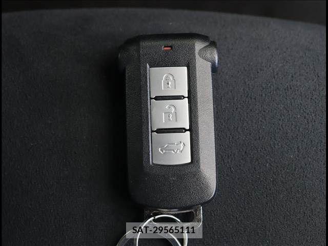 Mitsubishi DELICA 2025-03 8098879-9
