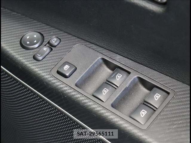 Mitsubishi DELICA 2025-03 8098879-19