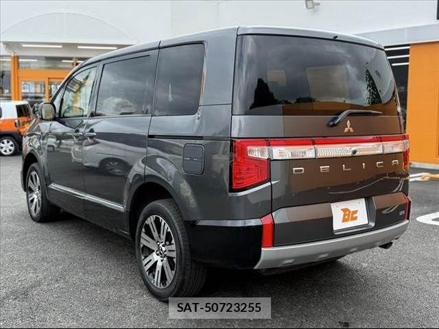 Mitsubishi DELICA 2019-03 8098899-12