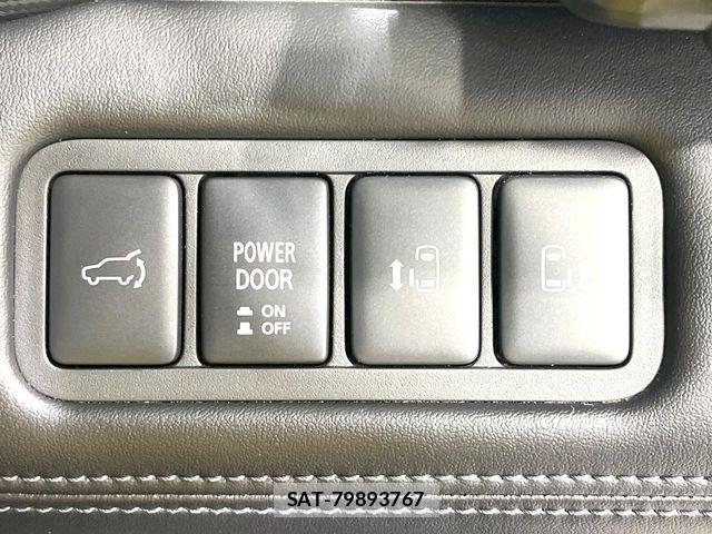 Mitsubishi DELICA 2025-01 8098878-6