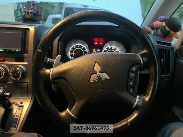 Mitsubishi DELICA 2013-08 8098913-18