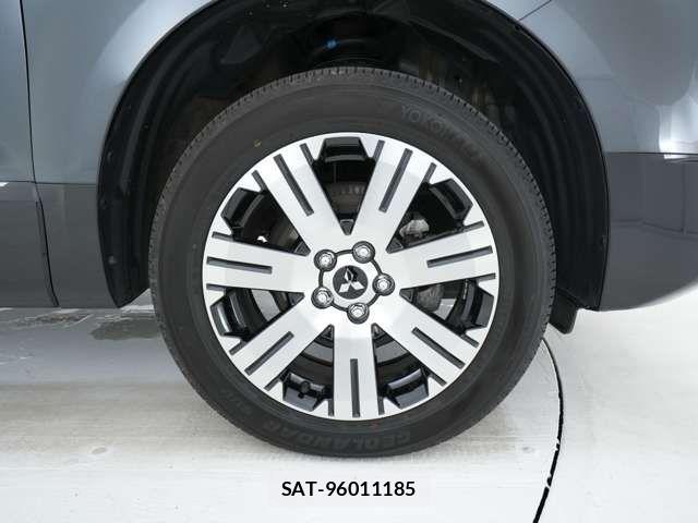 Mitsubishi DELICA 2025-07 8098882-17