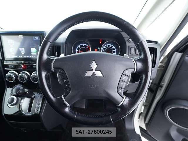 Mitsubishi DELICA 2014-01 8098906-11