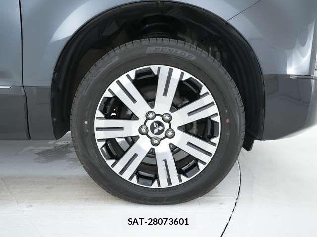 Mitsubishi DELICA 2022-05 8098895-18