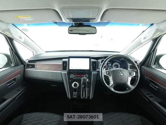 Mitsubishi DELICA 2022-05 8098895-4