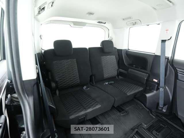 Mitsubishi DELICA 2022-05 8098895-7