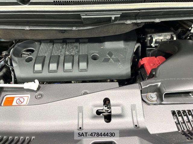 Mitsubishi DELICA 2023-12 8098880-18