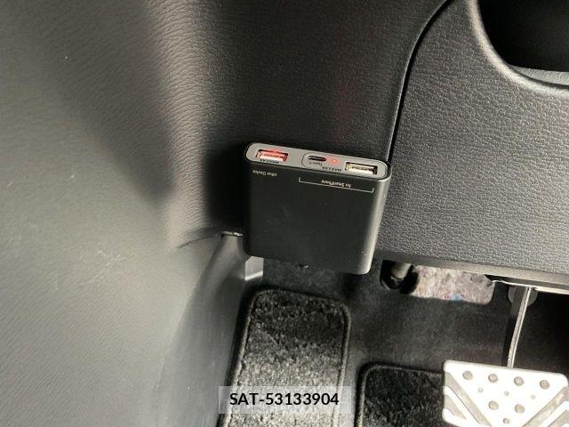 Mitsubishi DELICA 2025-03 8129798-11