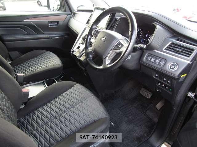 Mitsubishi DELICA 2021-03 8129822-29