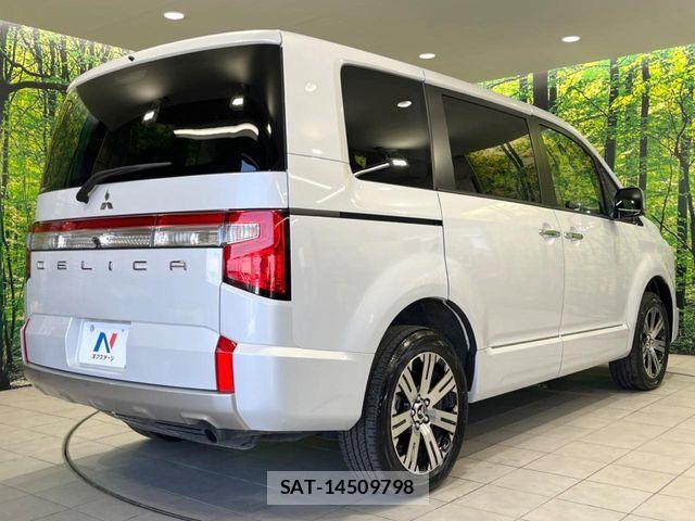 Mitsubishi DELICA 2024-03 8129801-17