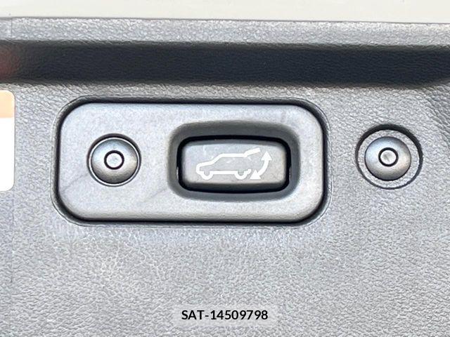 Mitsubishi DELICA 2024-03 8129801-4
