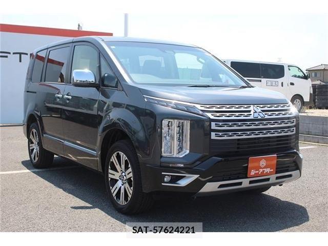 Mitsubishi DELICA 2025-11 8158308-9