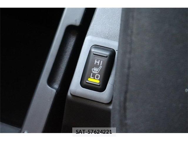 Mitsubishi DELICA 2025-11 8158308-4