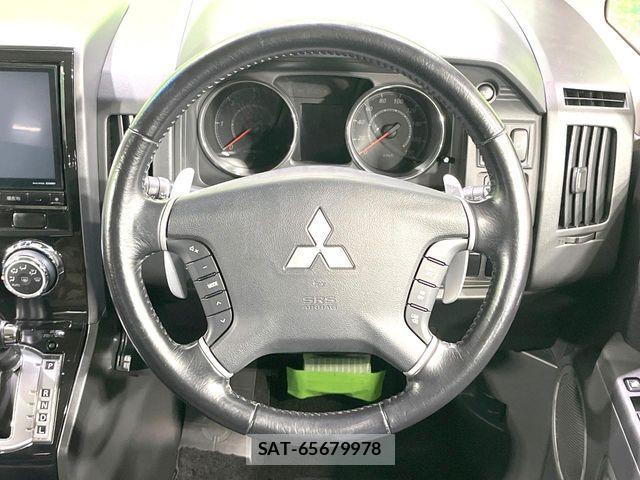 Mitsubishi DELICA 2013-12 8158310-12