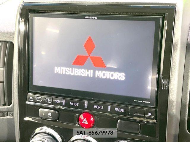 Mitsubishi DELICA 2013-12 8158310-3
