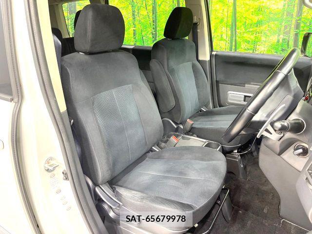 Mitsubishi DELICA 2013-12 8158310-8