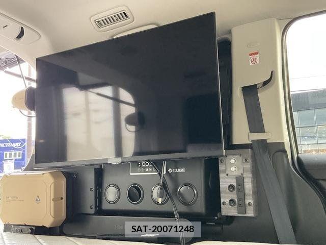 Mitsubishi DELICA 2023-09 8207293-12