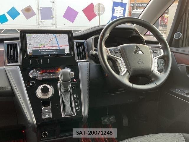 Mitsubishi DELICA 2023-09 8207293-18
