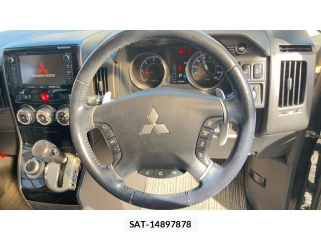 Mitsubishi DELICA 2015-08 8207317-15