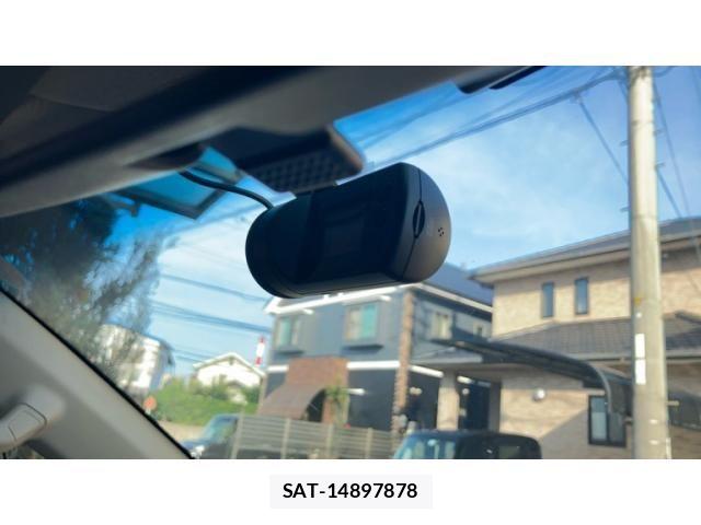 Mitsubishi DELICA 2015-08 8207317-29