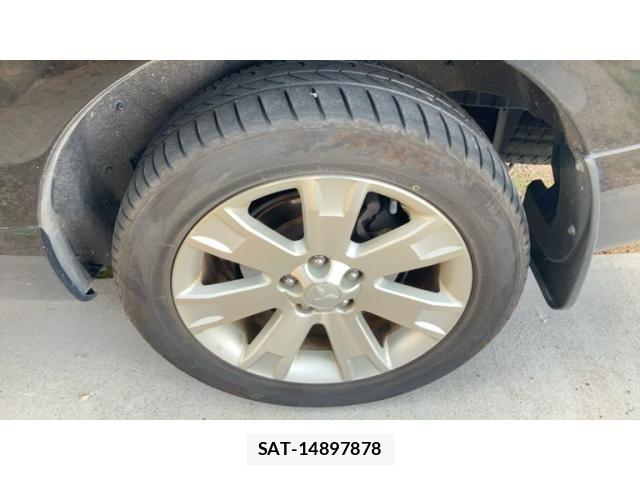 Mitsubishi DELICA 2015-08 8207317-7