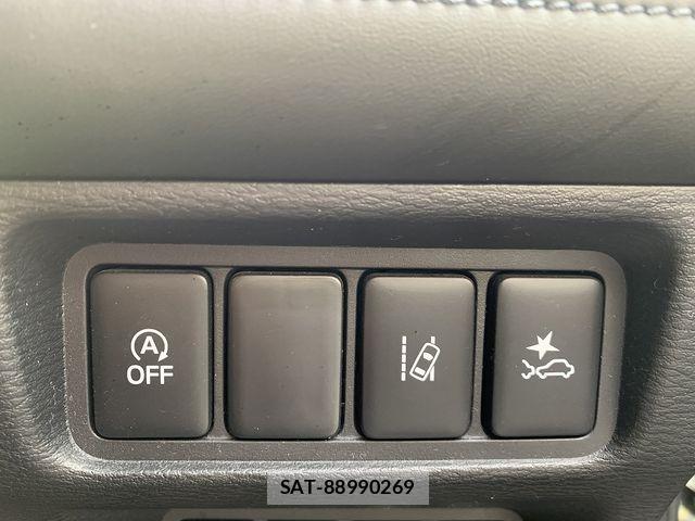 Mitsubishi DELICA 2019-09 8207301-11