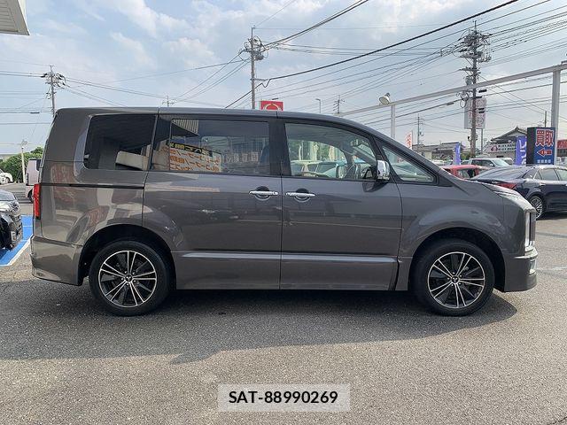 Mitsubishi DELICA 2019-09 8207301-21